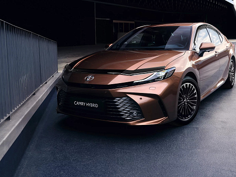 Toyota Camry HEV 2026