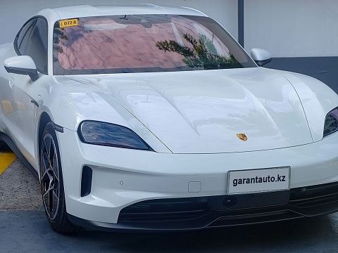 Porsche Taycan 2026