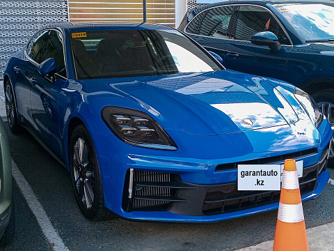 Porsche Panamera Turbo S E-Hybrid 2026
