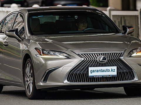Lexus ES 250