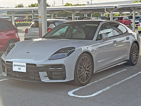 Porsche Panamera 4S E-Hybrid 2026